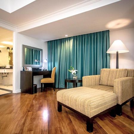 Fraser Place Manila Makati City Exterior photo