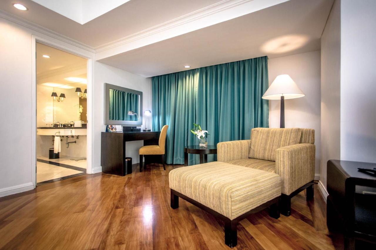 Fraser Place Manila Makati City Exterior photo